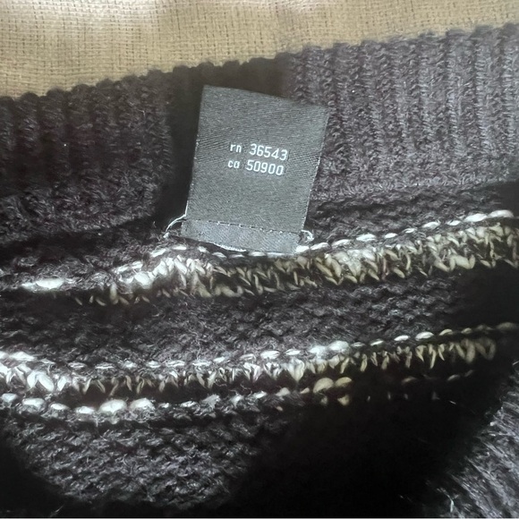 Calvin Klein Jeans Pullover Sweater Large Striped Black White Comfy Cozy Preppy - Picture 3 of 7